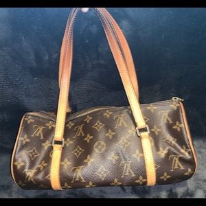 Louis Vuitton Papillon 30 Monogram Handbag Purse
